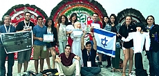 נבחרת הרובוטיקה של אהל שם בשדה המערכה הרובוטי